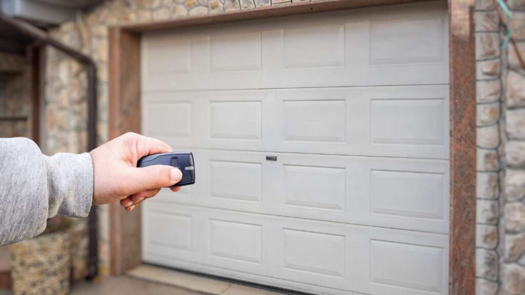 Why Choose a Local Garage Door Company Near Bozeman?